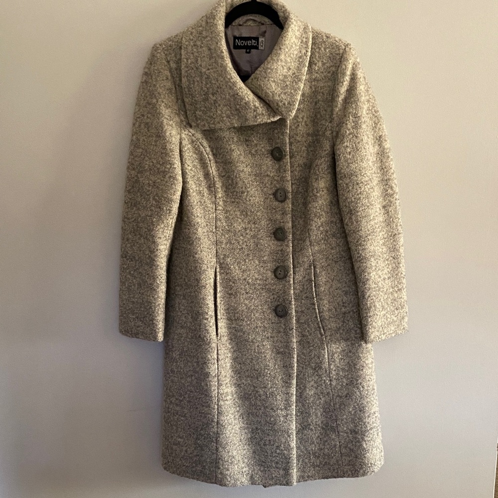 Novelti Women's Gray Jacket